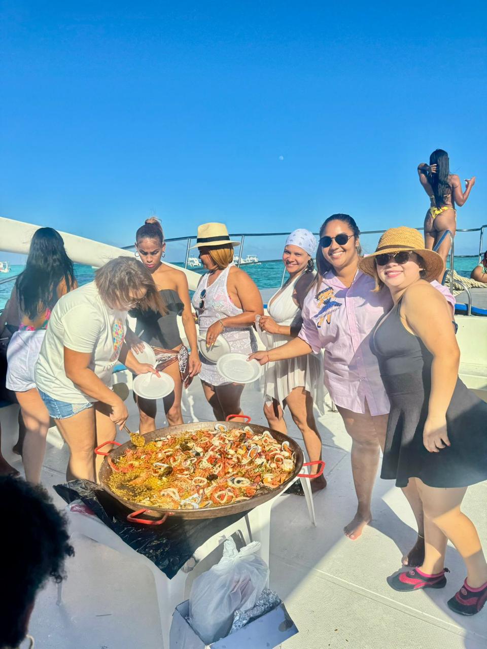 imagen de personas disfrutando